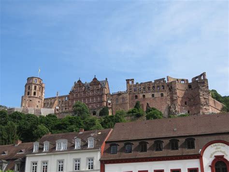 ¡El Castillo de Heidelberg: Una Maravilla Medieval con Vistas Deslumbrantes!