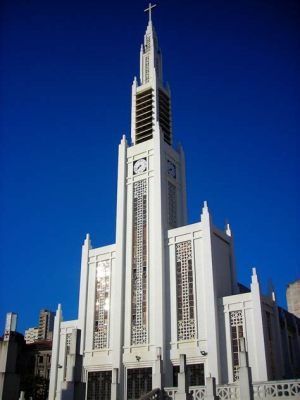  La Catedral de Nossa Senhora da Conceição, ¡Un Maravilla Arquitectónica en la Ciudad Tropical!